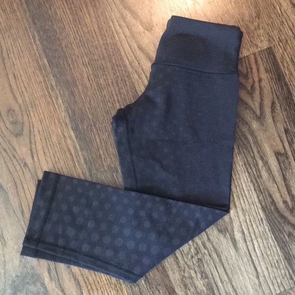 lululemon athletica Pants - Lululemon cropped leggings
